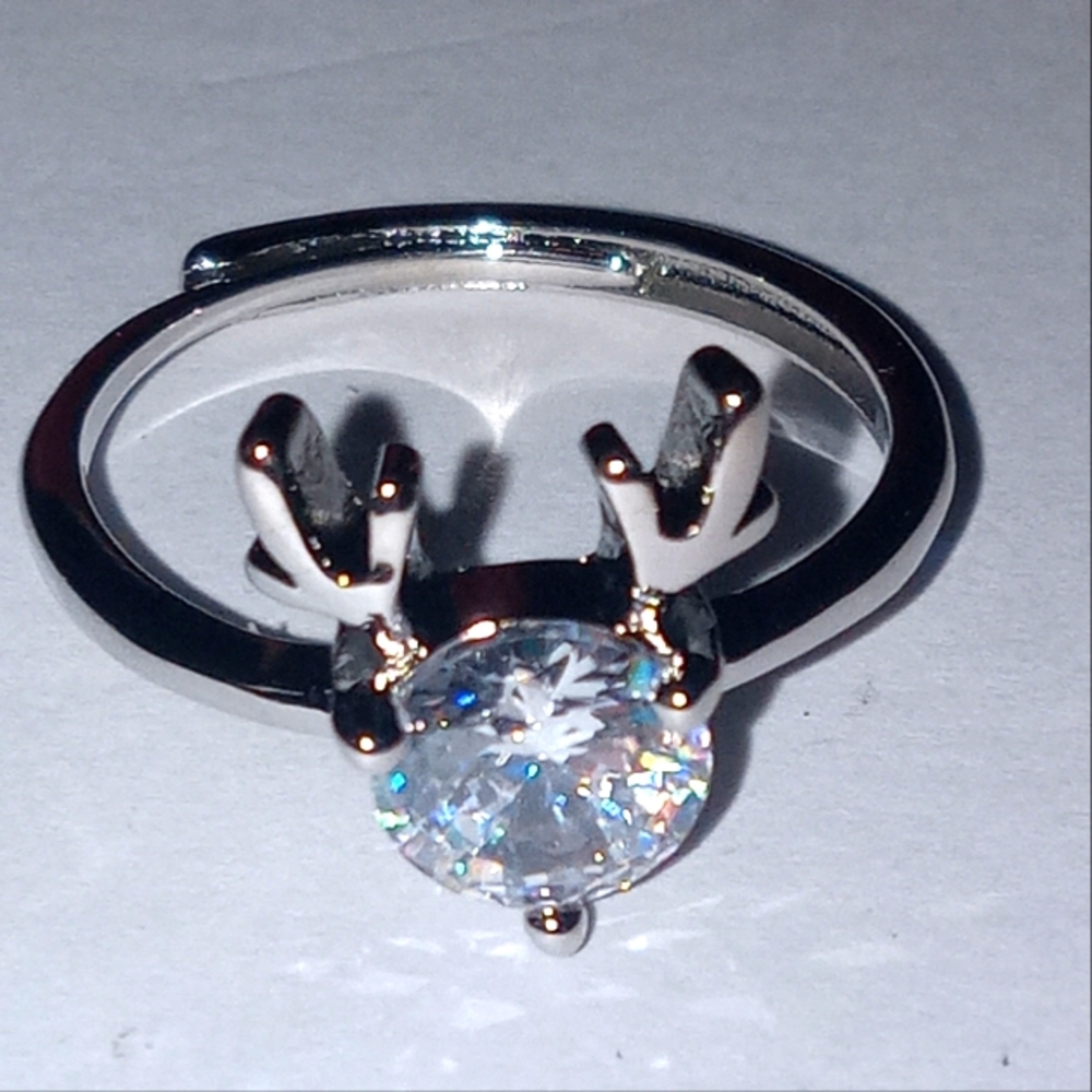 925 sterling silver cubic zirconia reindeer ring